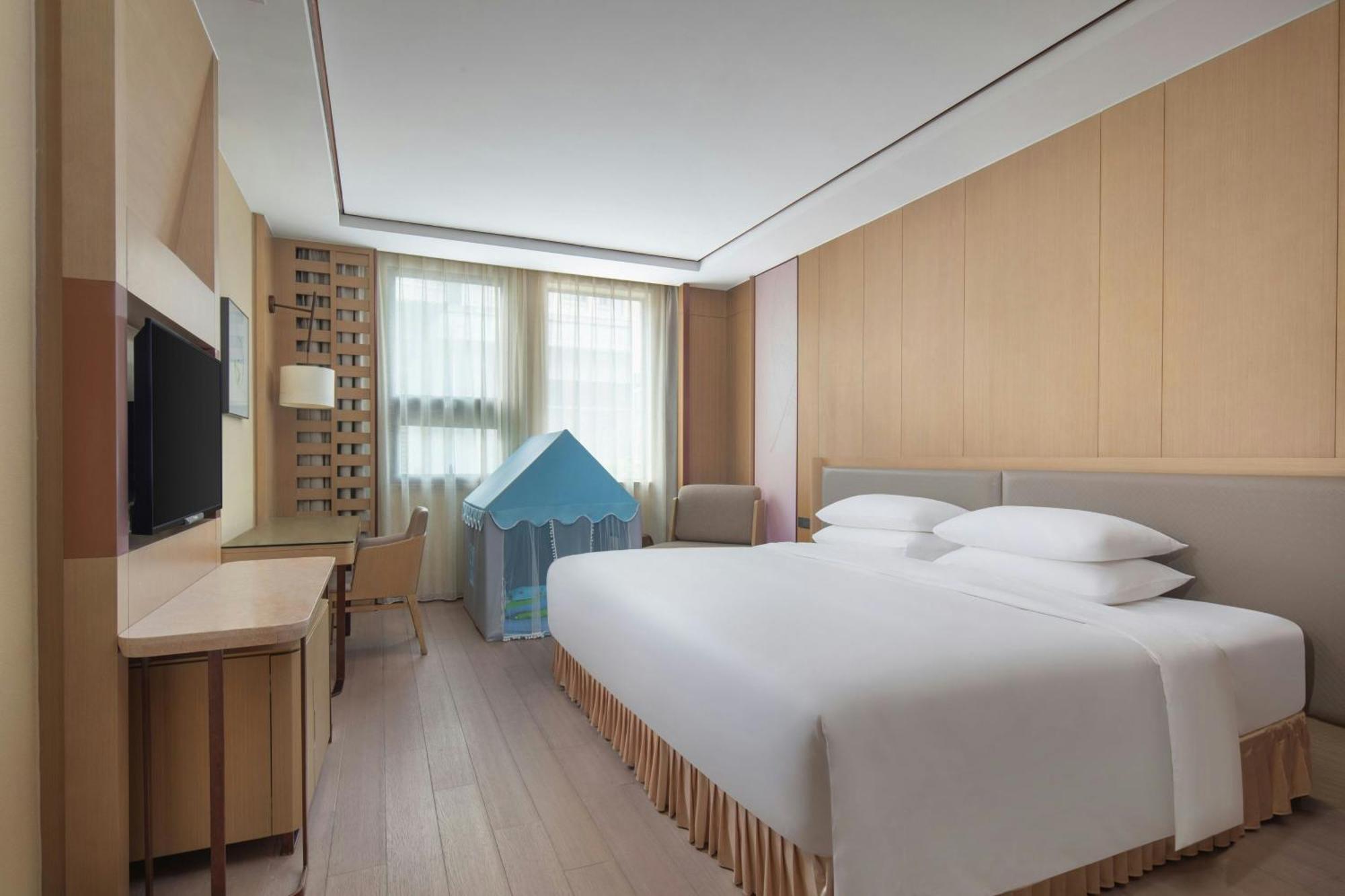 Courtyard By Marriott Shanghai International Tourism And Resorts Zone Exteriör bild