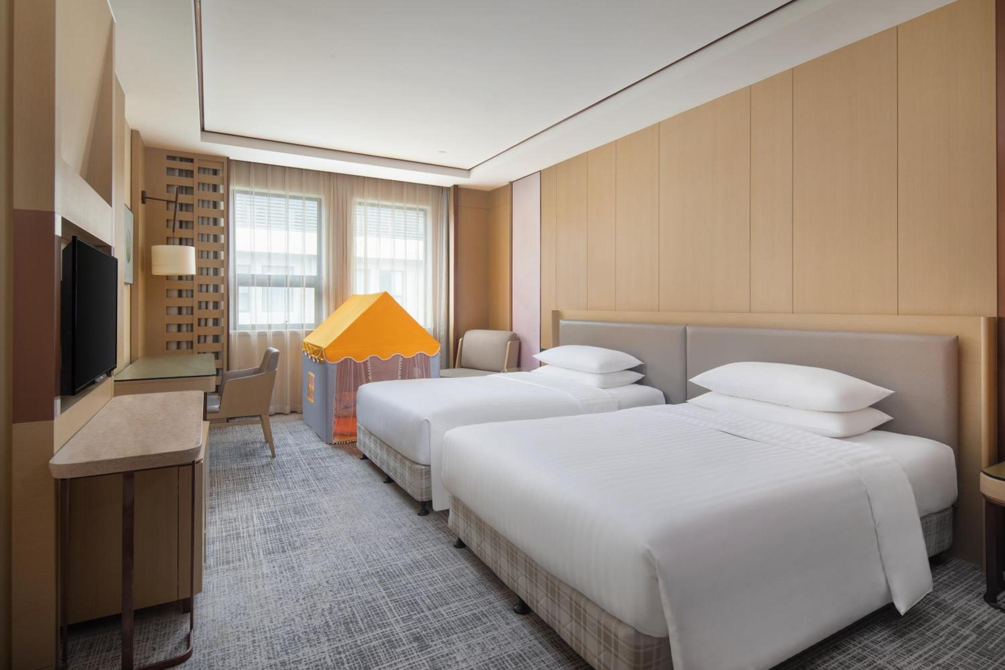 Courtyard By Marriott Shanghai International Tourism And Resorts Zone Exteriör bild