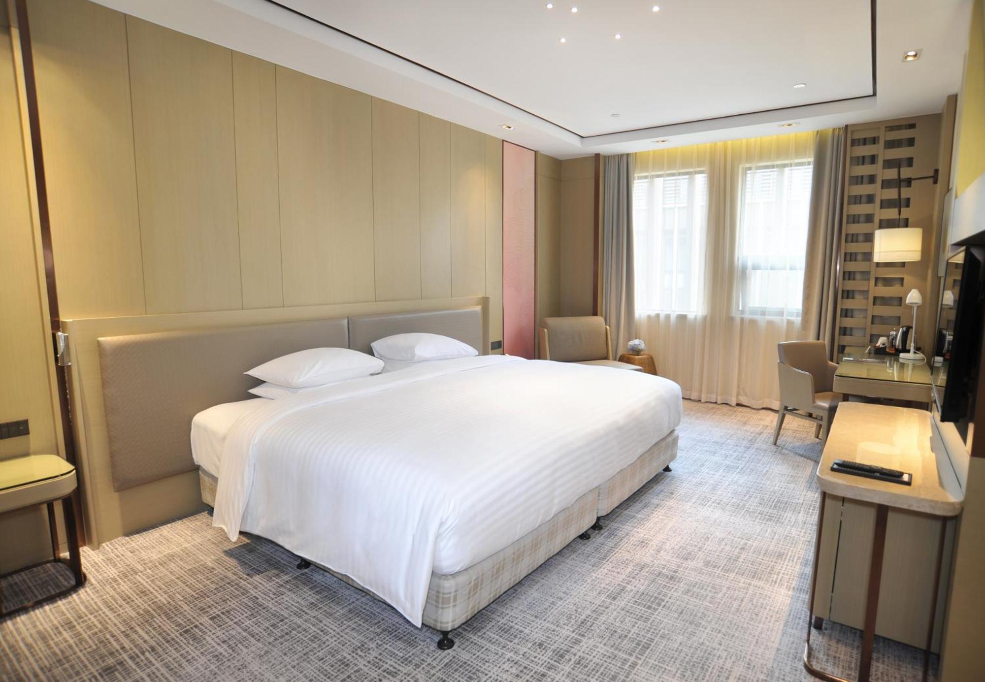 Courtyard By Marriott Shanghai International Tourism And Resorts Zone Exteriör bild